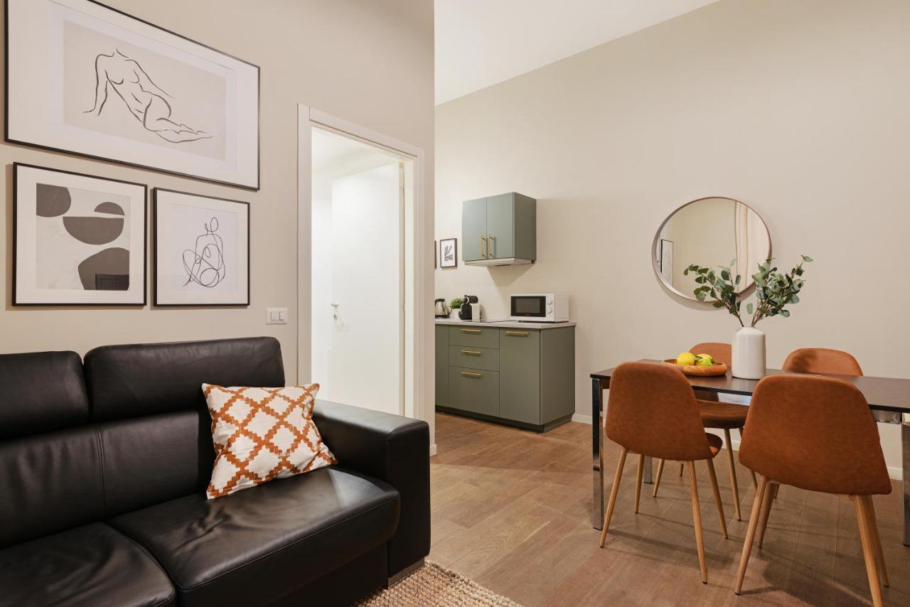 New & Cozy Apt In Porta Romana 米兰 外观 照片