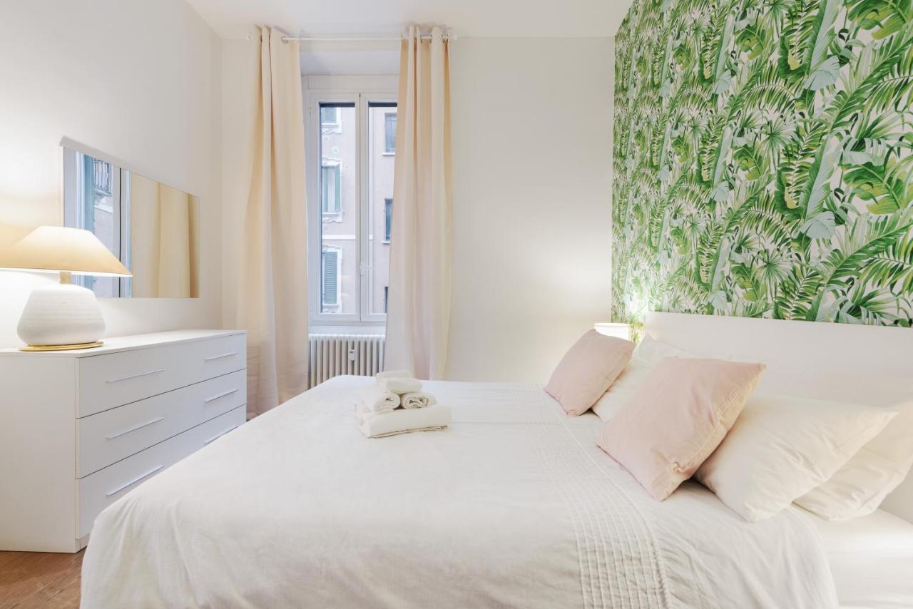 New & Cozy Apt In Porta Romana 米兰 外观 照片