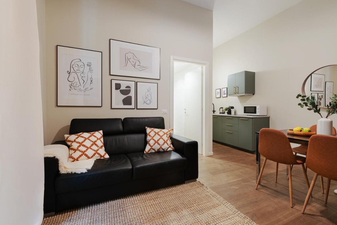 New & Cozy Apt In Porta Romana 米兰 外观 照片